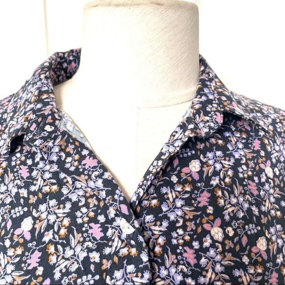 Universal Thread short sleeve button down navy floral shirt - Picture 8 of 12